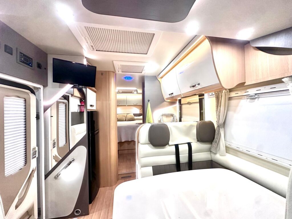 1734250624924 Servicios de alquiler de autocaravanas